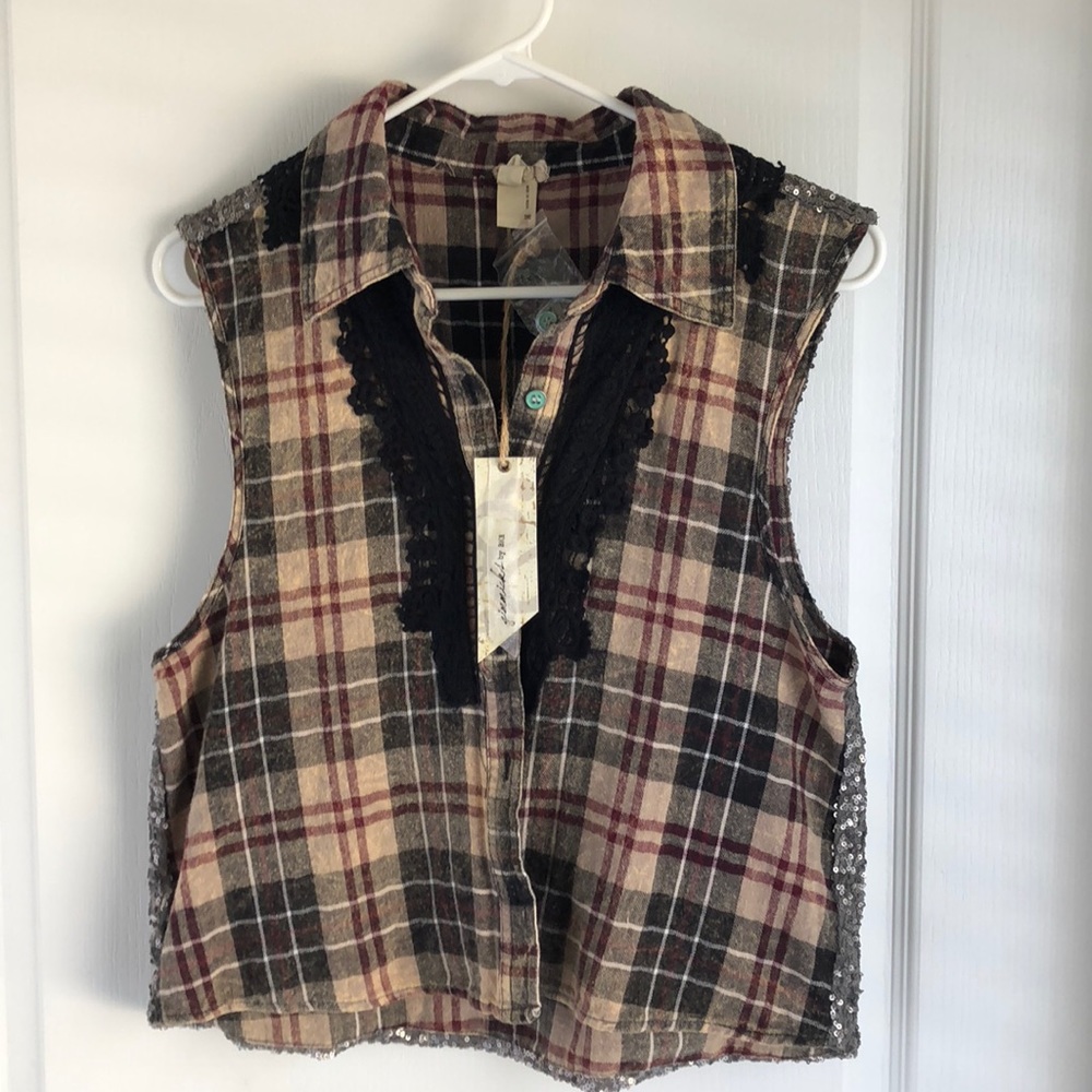 Plaid and sequin vest by Buckle